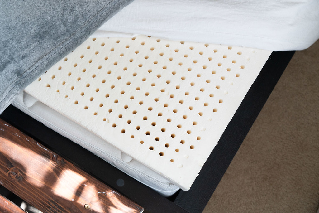 3 copper infused wave foam mattress topper