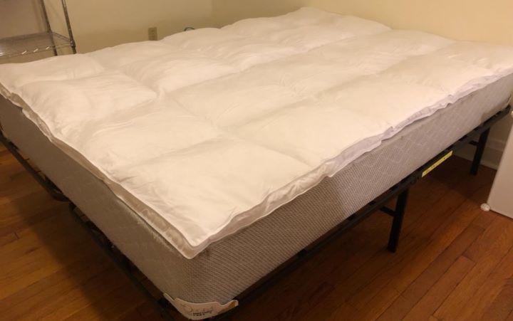 Trying the soft hypoallergenic mattress topper from Superior