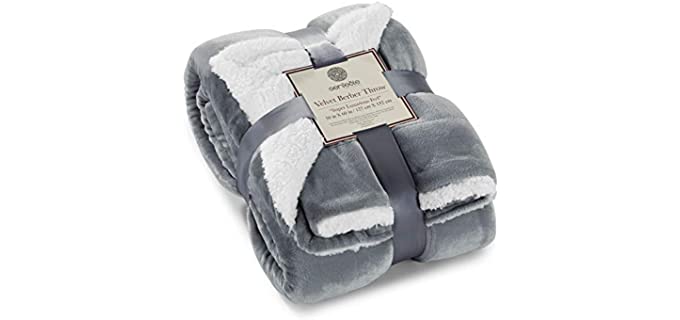 Genteele Ultra Luxurious - Reversible Blanket