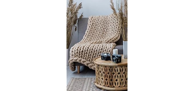 MLMGUO Knitted Chunky Blanket Throw, Handmade for Sofa, Bed or Gift (Camel, 40